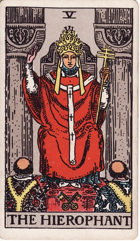 Ypperstepresten – tarotkort V i Rider–Waite-stokken